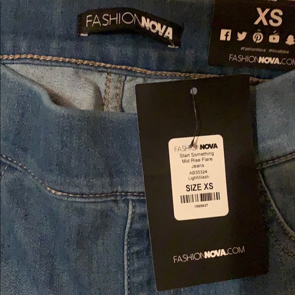 want FASHION NOVA - Picture 1 of 2